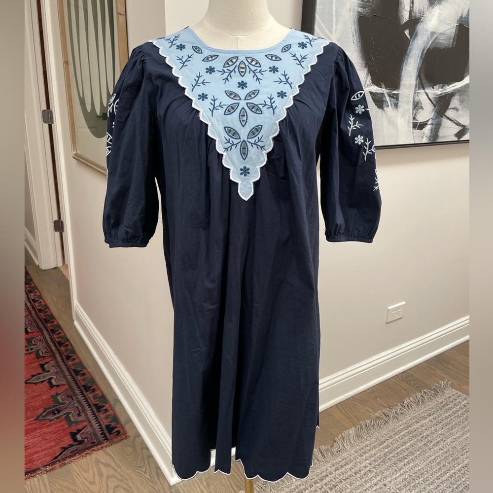 Tuckernuck Pomander Place Blue embroidered scalloped hem Dress - Sz XS
